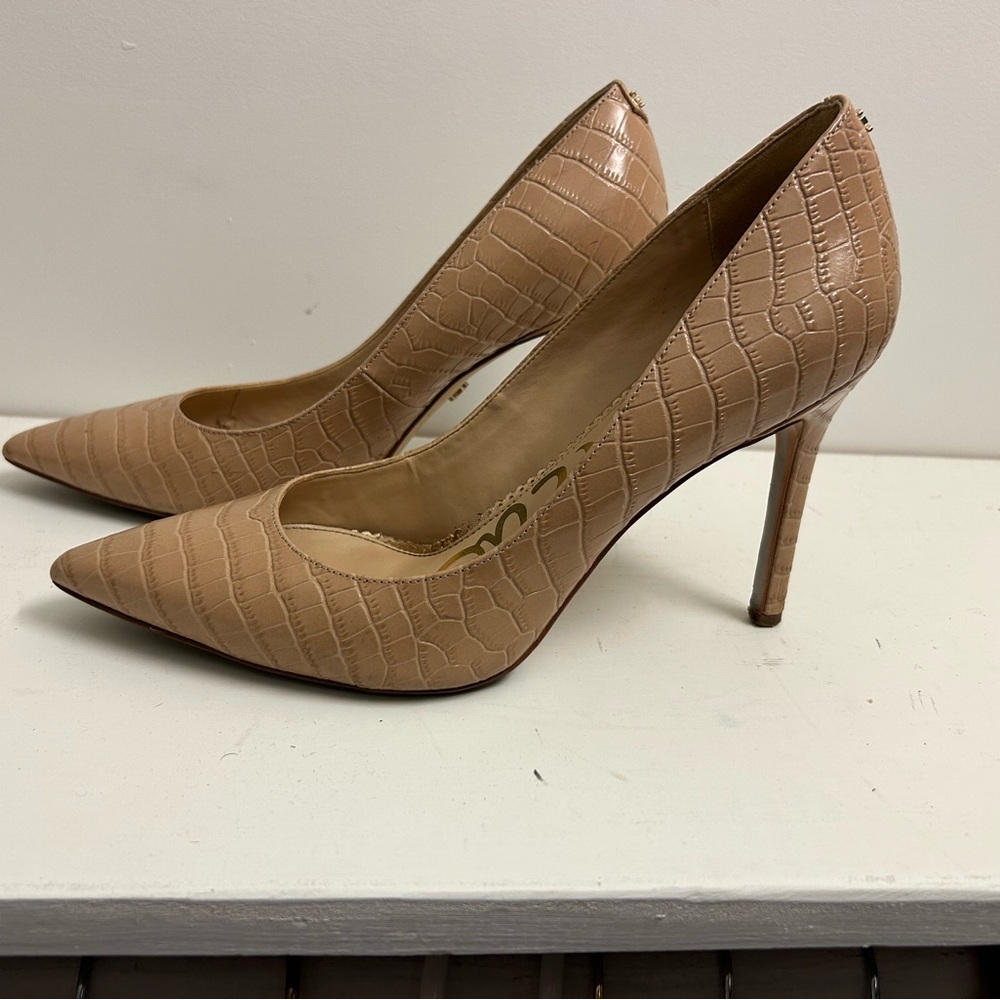 Same Edelman Hazel Pump
